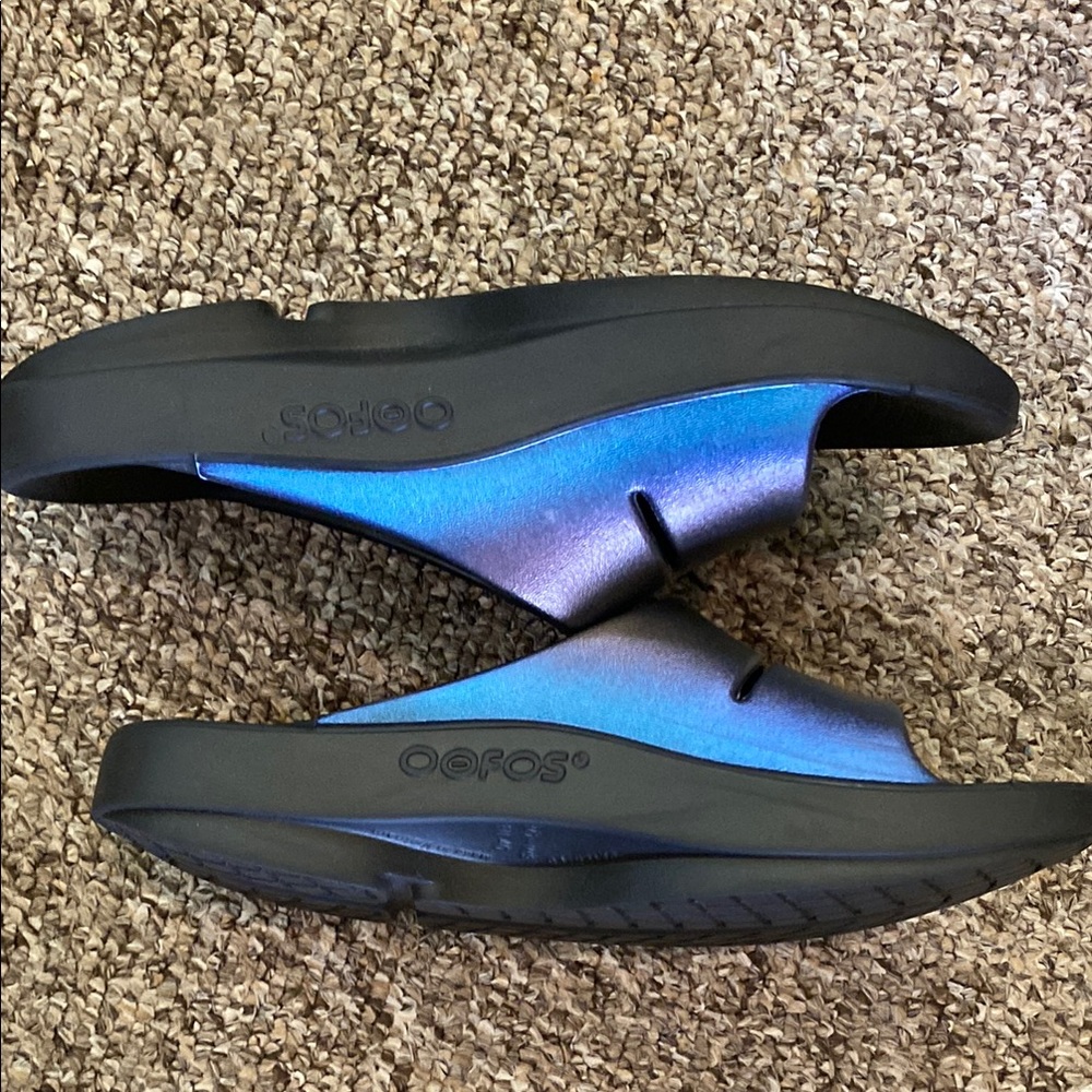 OOFOS Blue Iridescent Slide Sandals